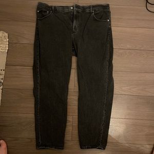 The mom high rise jean